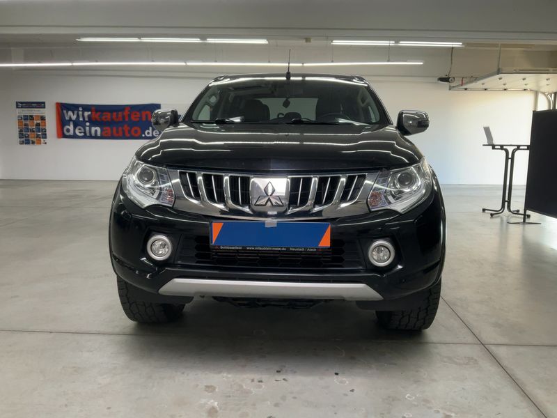 Mitsubishi L 200 2.4 DI-D Top Doppelkabine 4WD — zdjęcie 9