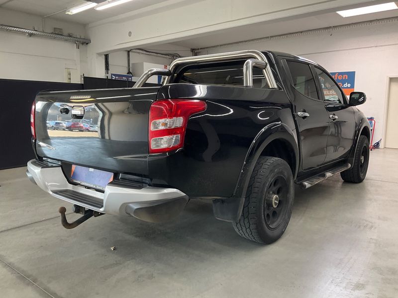 Mitsubishi L 200 2.4 DI-D Top Doppelkabine 4WD — zdjęcie 6