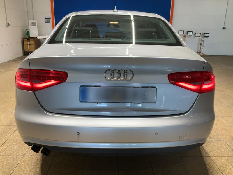 Audi A4 2.0 TDI Ambiente — zdjęcie 5