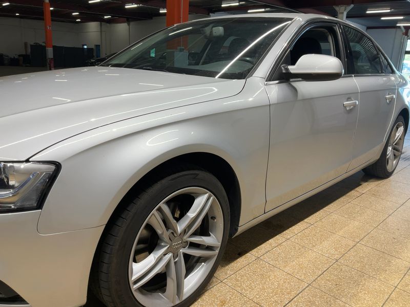 Audi A4 2.0 TDI Ambiente — zdjęcie 2