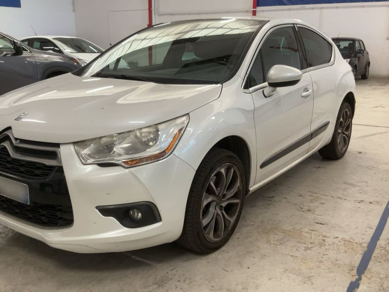 Citroen DS4 1.6 THP SoChic — zdjęcie 2