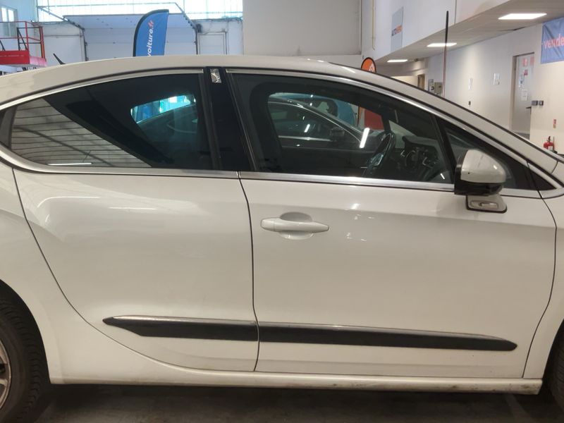 Citroen DS4 1.6 THP SoChic — zdjęcie 7
