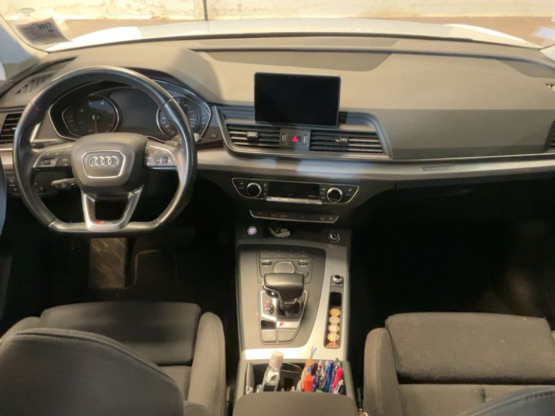 Audi Q5 40 TDI quattro S line — zdjęcie 12