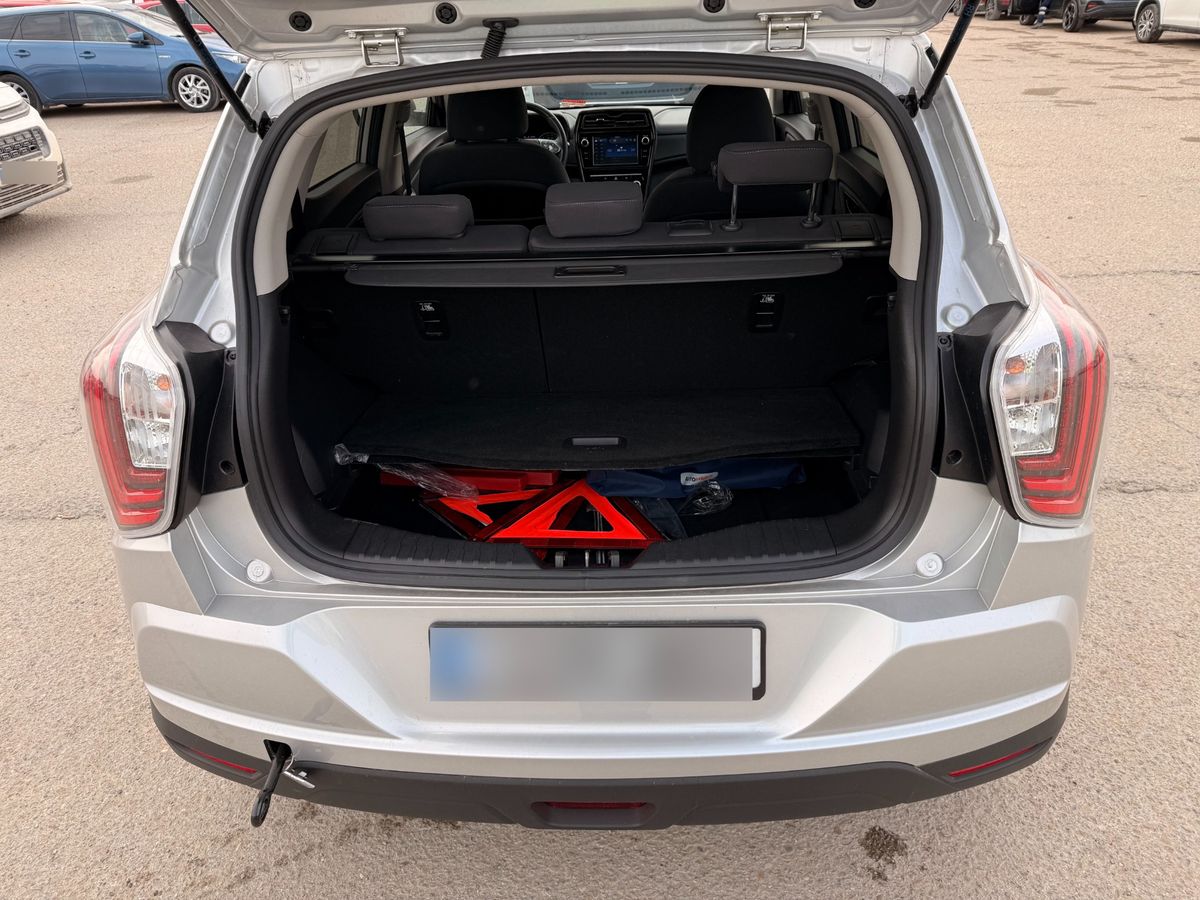 Ssangyong Tivoli 2022 — photo 16