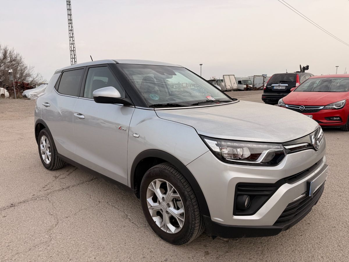 Ssangyong Tivoli 2022 — photo 13
