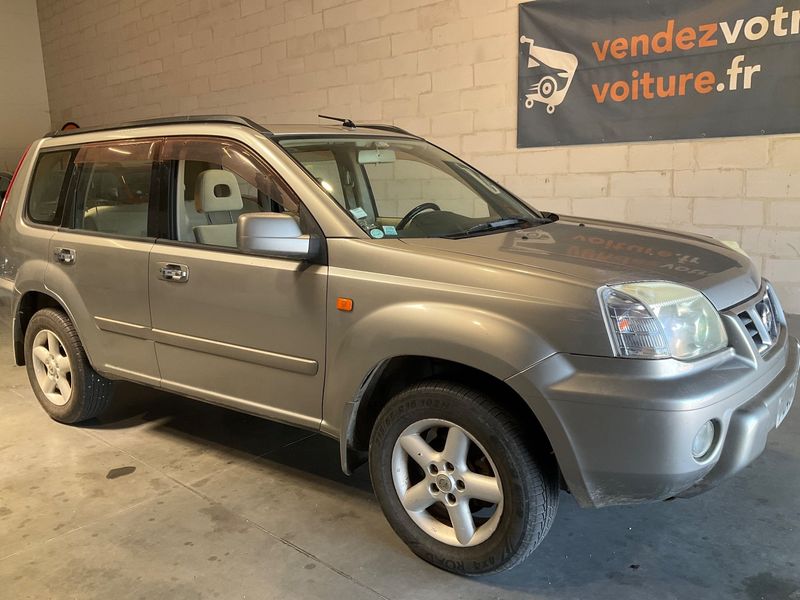 Nissan X-Trail 2.0 Luxe — zdjęcie 8