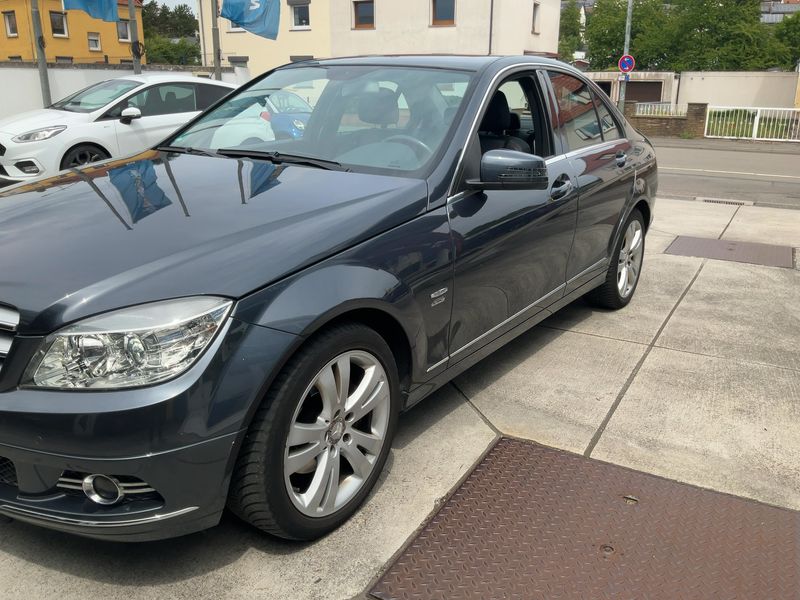 Mercedes-Benz C-Klasse C 200 Kompressor Avantgarde — zdjęcie 2