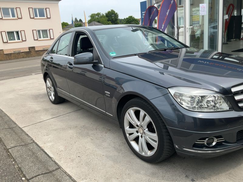Mercedes-Benz C-Klasse C 200 Kompressor Avantgarde — zdjęcie 8