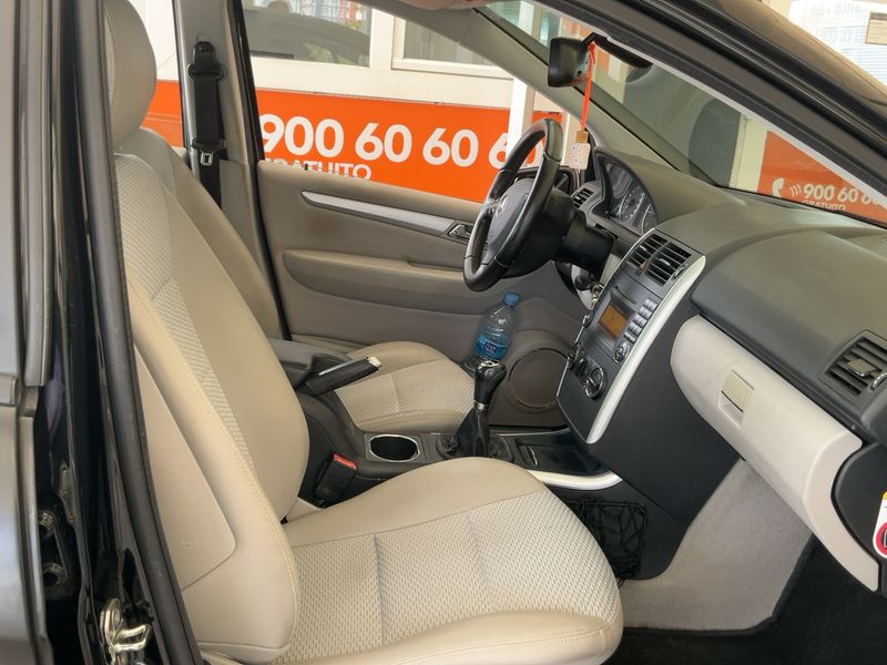 Mercedes-Benz A-Klasse A 180 CDI Avantgarde 2010 – снимка 16