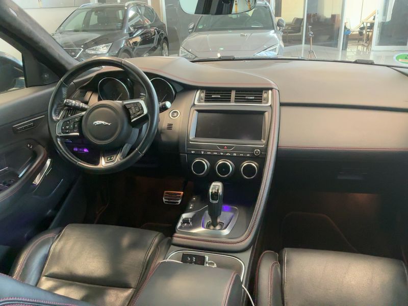 Jaguar E-Pace D180 First Edition AWD — zdjęcie 12