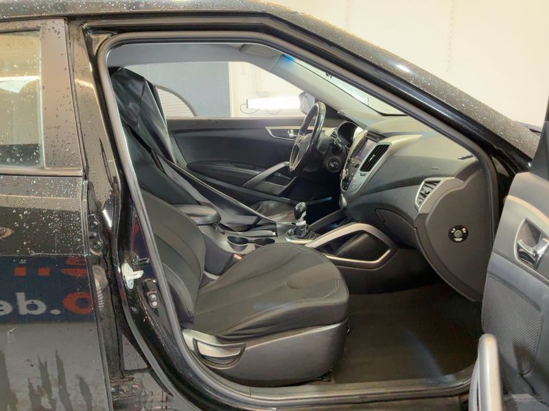 Hyundai Veloster 1.6 Style — zdjęcie 11