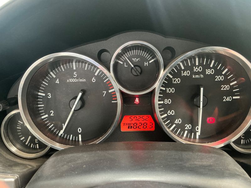 Mazda MX-5 1.8 Niseko — zdjęcie 13