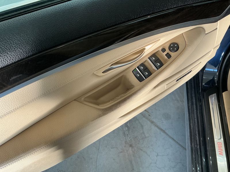 BMW 5er 525d xDrive 2014 – снимка 24