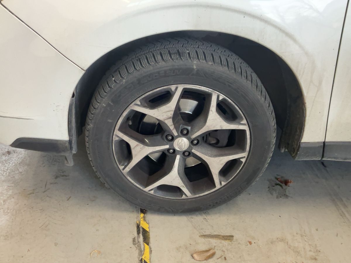 Subaru Forester 2015 — photo 4