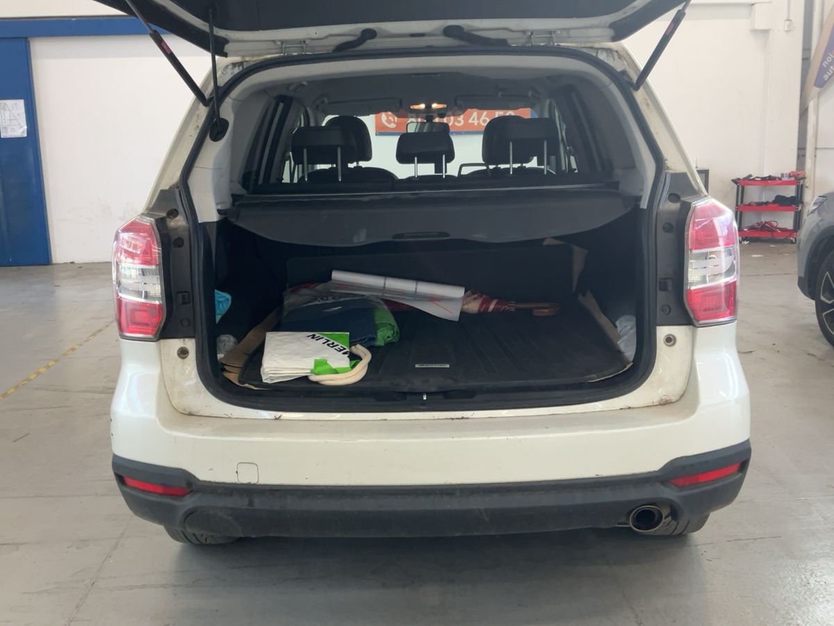 Subaru Forester 2015 — photo 16