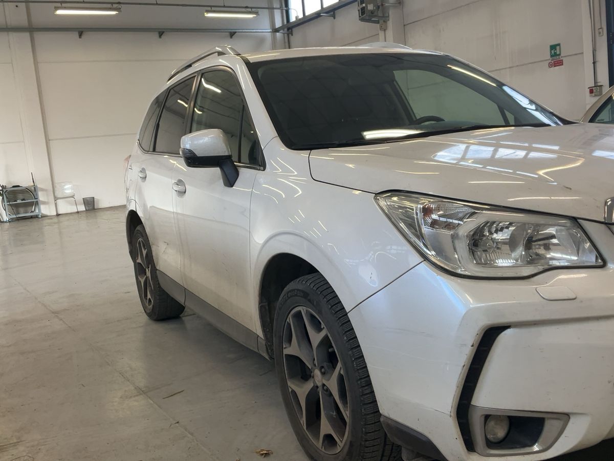 Subaru Forester 2015 — photo 13