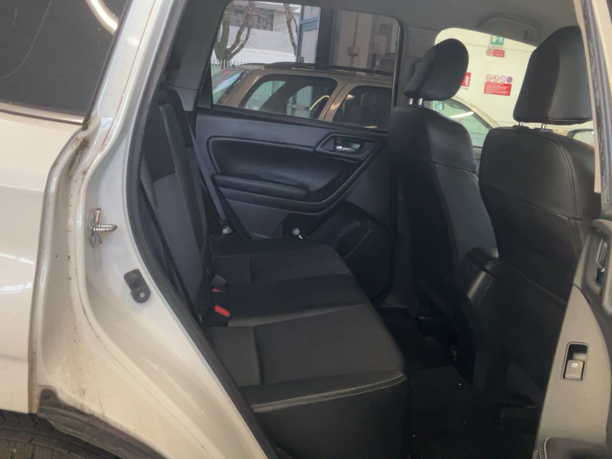 Subaru Forester 2015 — photo 20