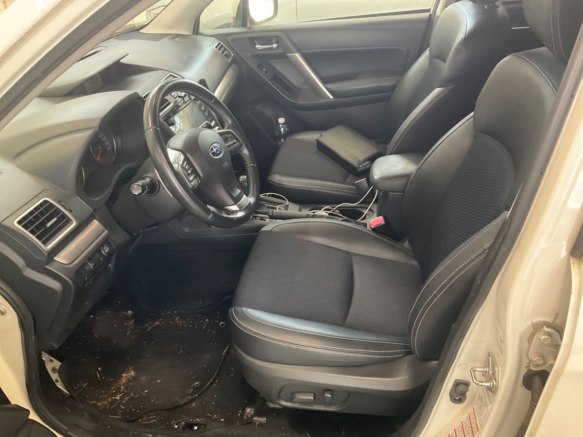 Subaru Forester 2015 — photo 30