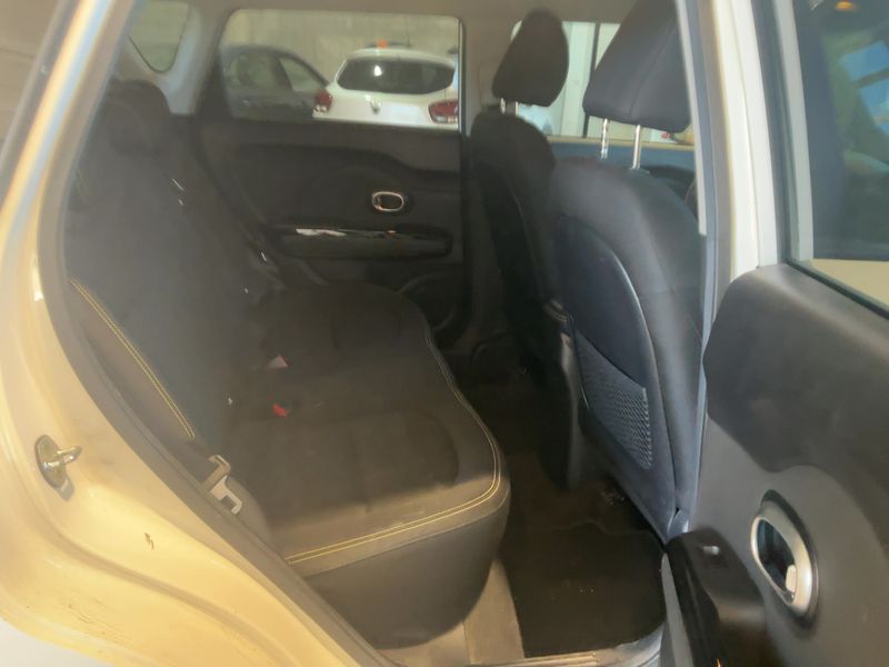 Kia Soul 1.6 GDI You® Soul — zdjęcie 14