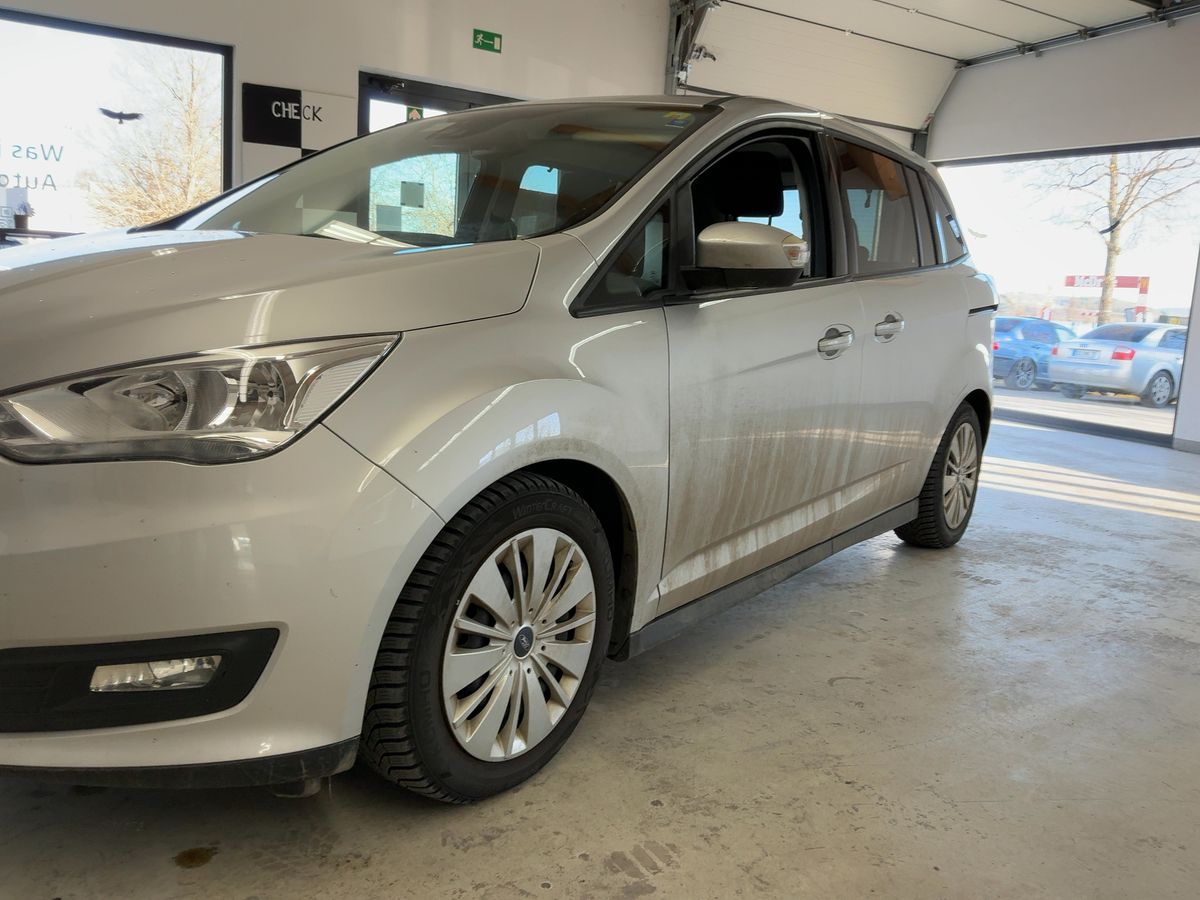 Ford Grand d'occasion