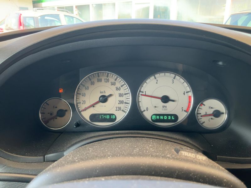 Chrysler Grand Voyager 2.8 CRD Limited — zdjęcie 4
