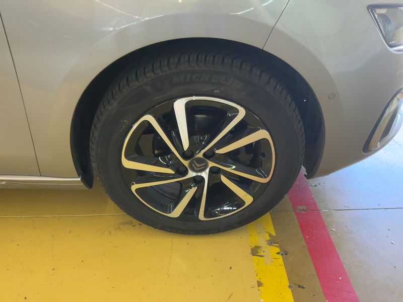 Citroen C4 Picasso 1.2 PureTech Shine 2018 – снимка 11