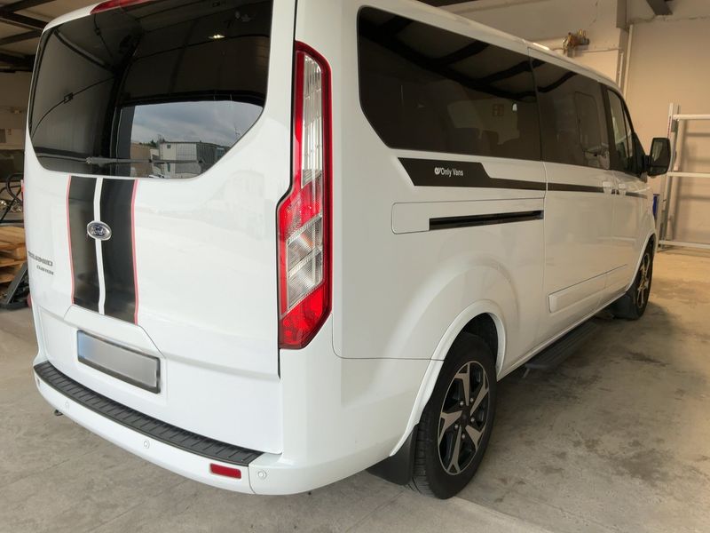 Ford Tourneo Custom 2.0 TDCi 320 L2 Titanium — zdjęcie 6
