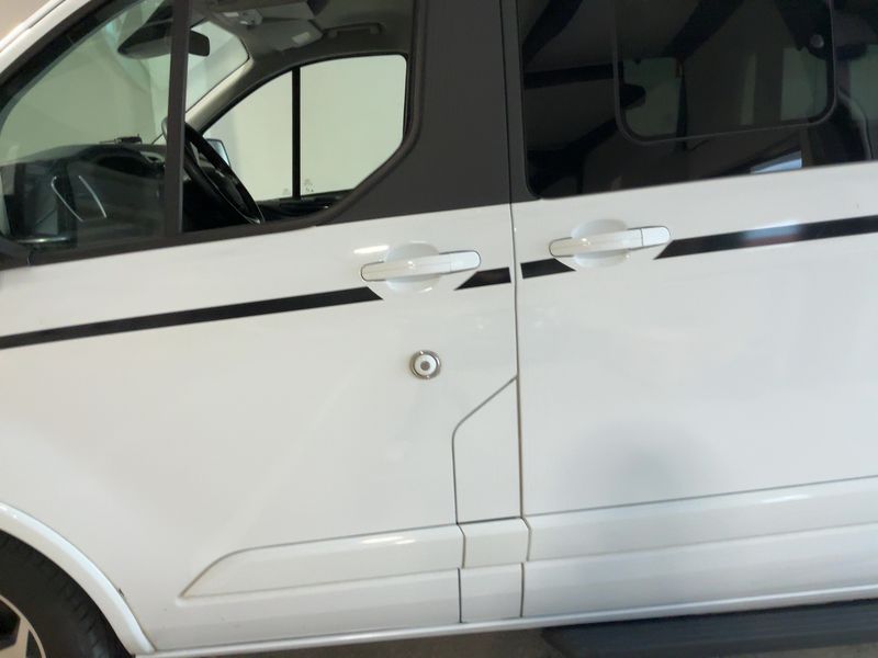 Ford Tourneo Custom 2.0 TDCi 320 L2 Titanium — zdjęcie 4