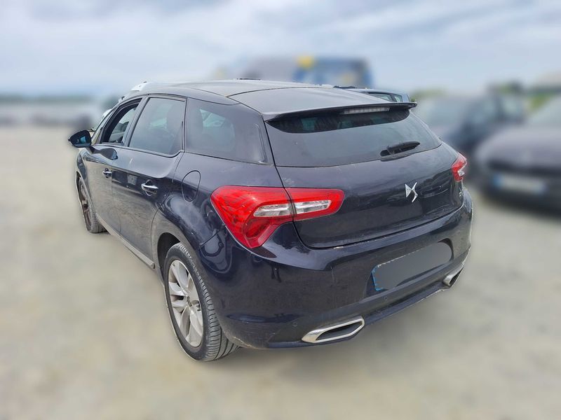 DS Automobiles DS5 1.6 THP SoChic — zdjęcie 3