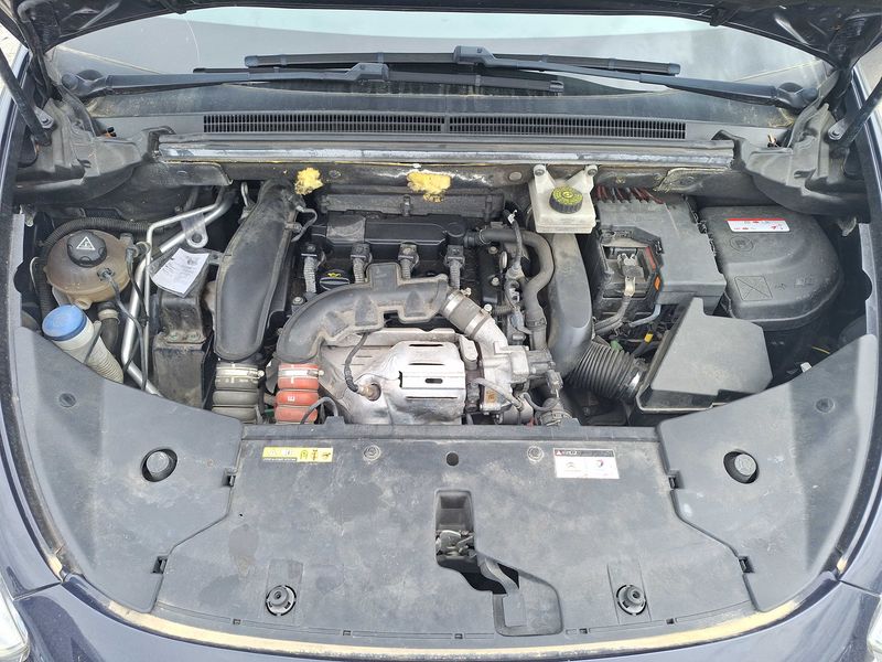 DS Automobiles DS5 1.6 THP SoChic — zdjęcie 8