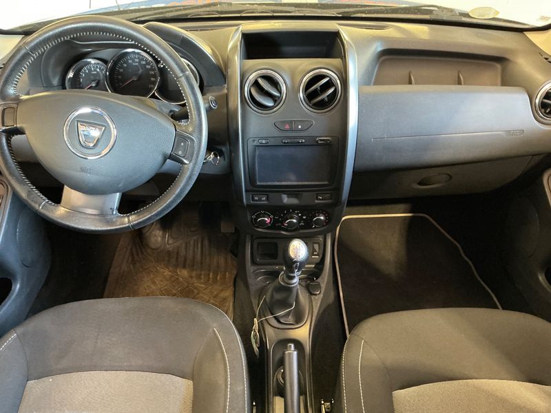 Dacia Duster 1.5 dCi Prestige 4x2 — zdjęcie 12