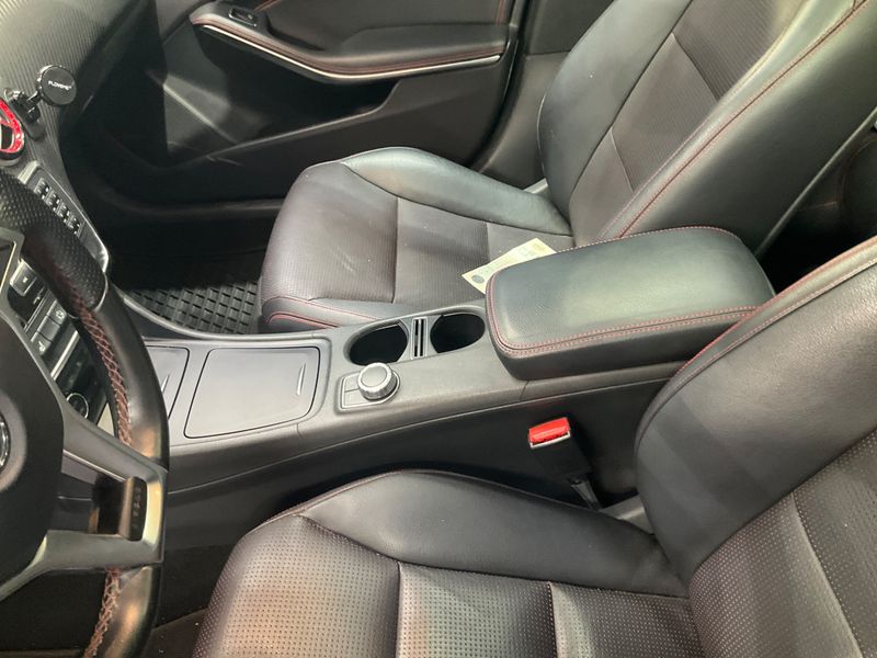 Mercedes-Benz A-Klasse A 250 4Matic AMG 2014 – снимка 30