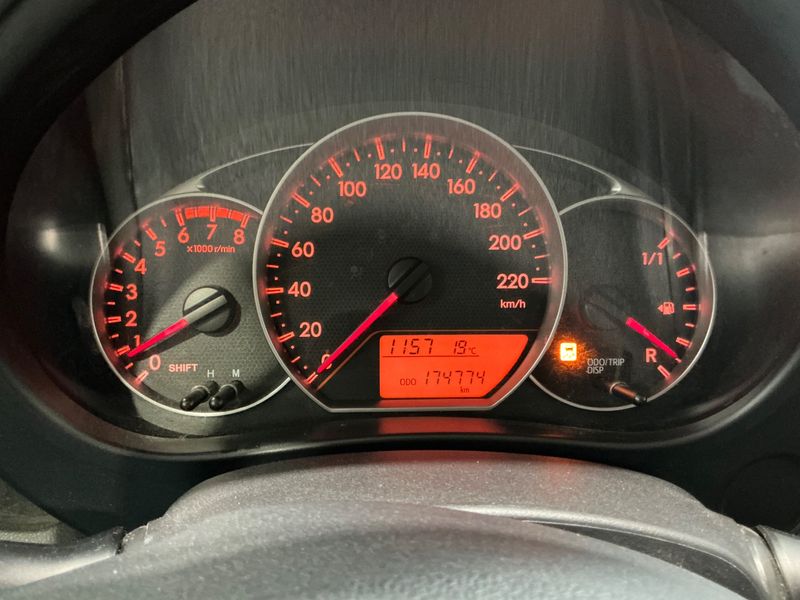 Toyota Verso-S 1.33 Dual VVT-i Life — zdjęcie 4
