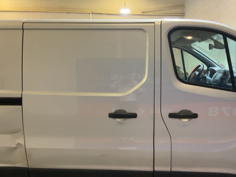 Opel Vivaro 1.6 CDTI Biturbo Kasten L2H1 2,9t 2016 – снимка 10