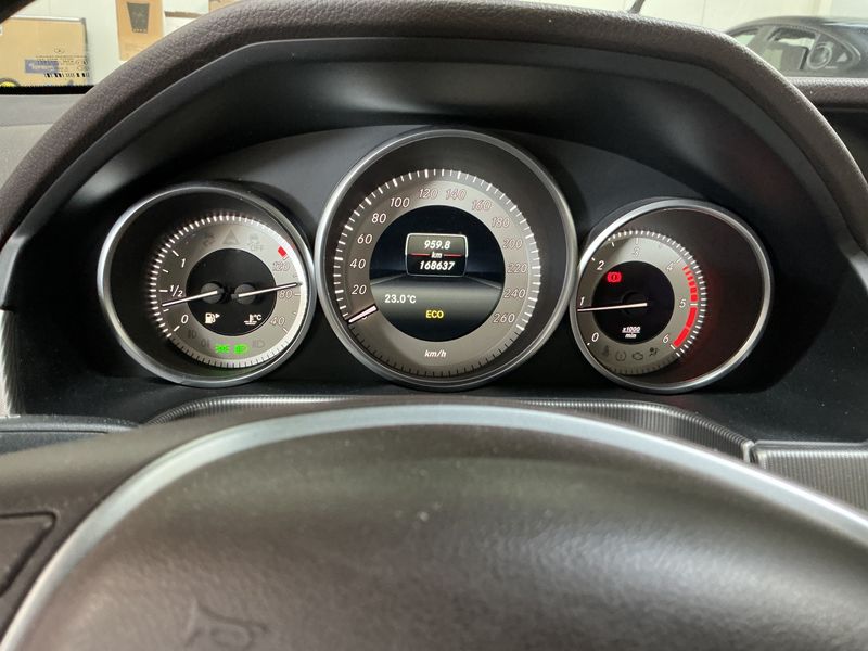 Mercedes-Benz E-Klasse E 200 CDI BlueEfficiency Avantgarde 2013 – снимка 18