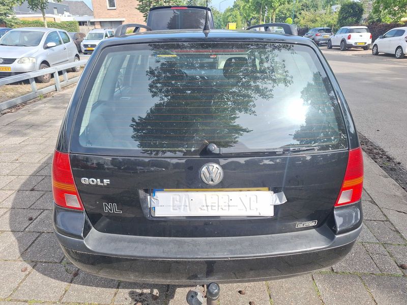 Volkswagen Golf IV 1.6 — zdjęcie 4