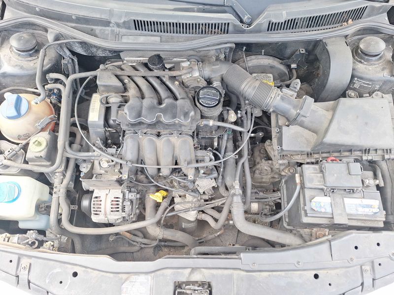 Volkswagen Golf IV 1.6 — zdjęcie 8