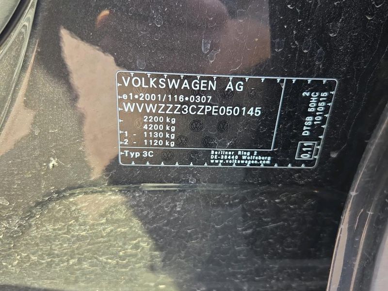 Volkswagen Passat 2.0 TDI Business — zdjęcie 17