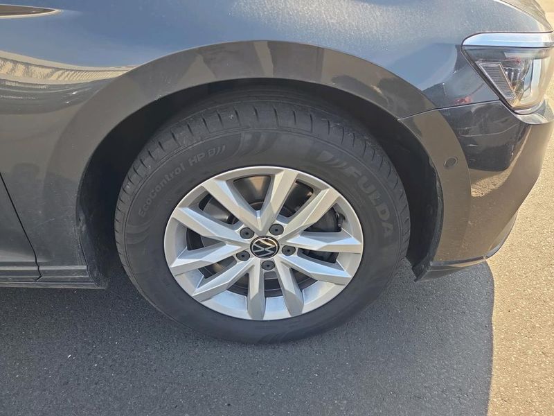 Volkswagen Passat 2.0 TDI Business — zdjęcie 23