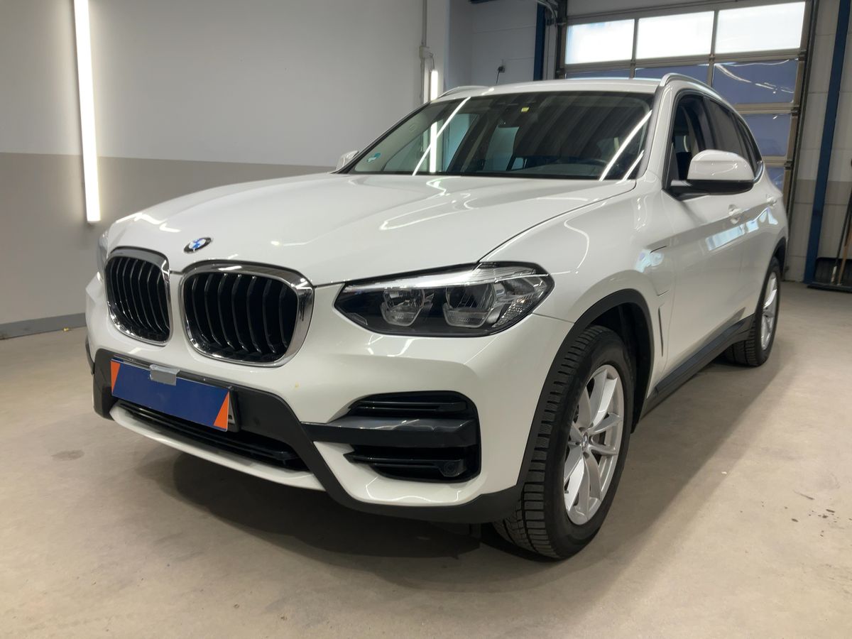 BMW X3 2021 — photo 1