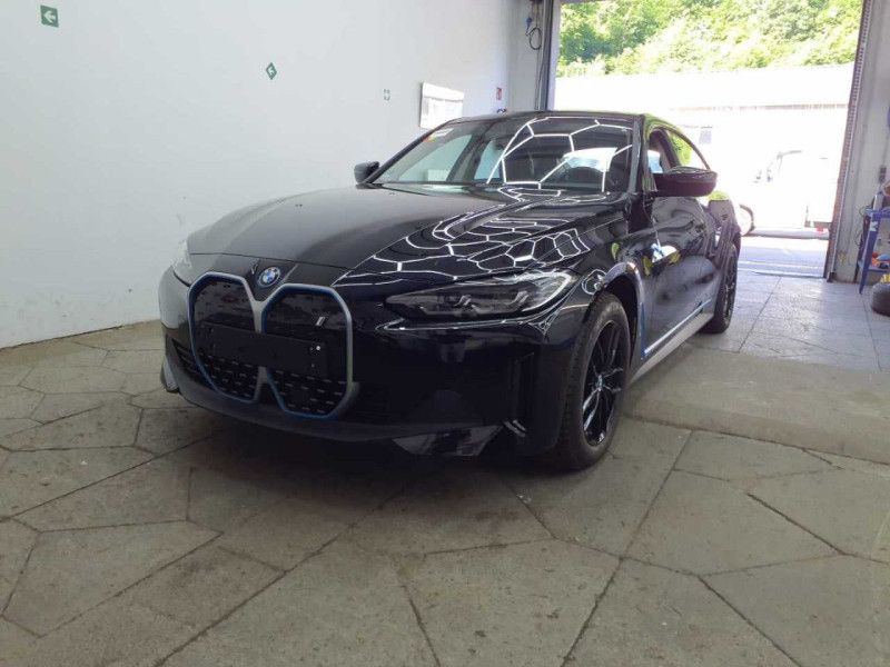 BMW i4 2023
