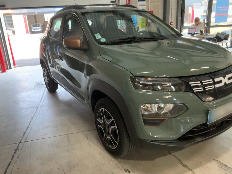 Dacia Spring electric drive 48 kW Extreme — zdjęcie 8