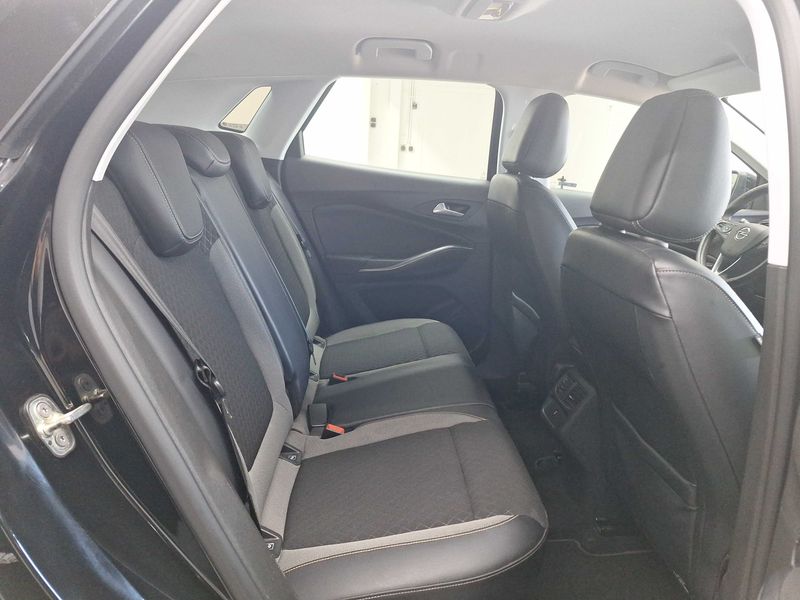 Opel Grandland X 1.6 CDTI DPF Edition — zdjęcie 14