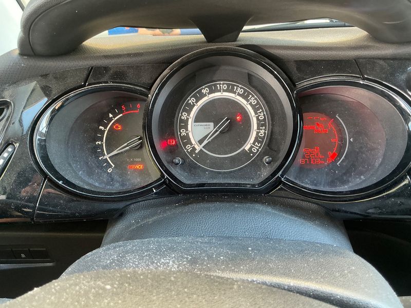Citroen C3 1.6 Blue-HDi Exclusive 2016 – снимка 18