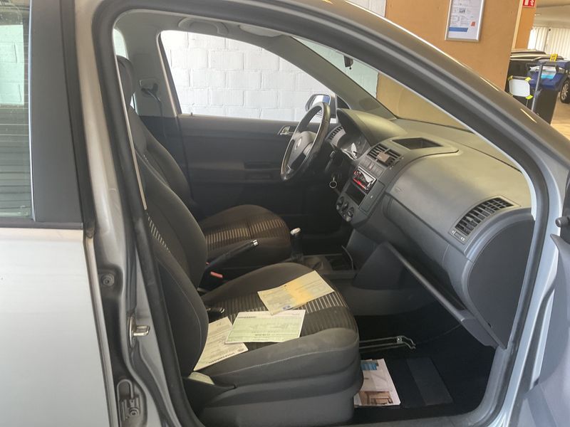 Volkswagen Polo 1.4 United — zdjęcie 3