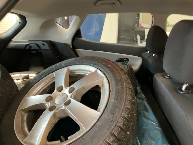 Kia cee'd 1.6 CRDi Active — zdjęcie 14