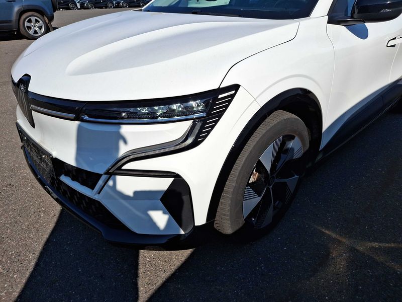 Renault Megane E-Tech electric drive 96 kW Equilibre — zdjęcie 2