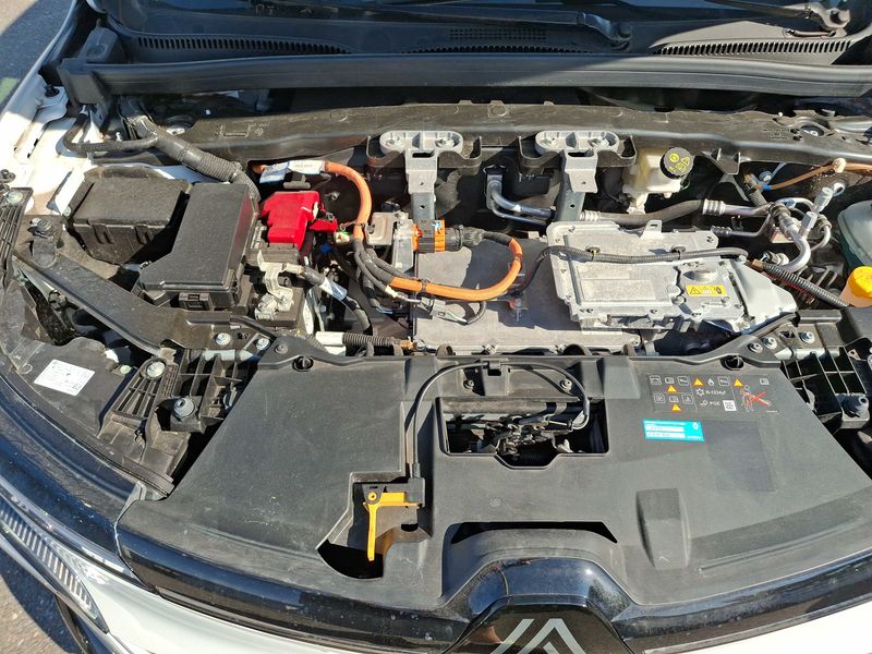 Renault Megane E-Tech electric drive 96 kW Equilibre — zdjęcie 8