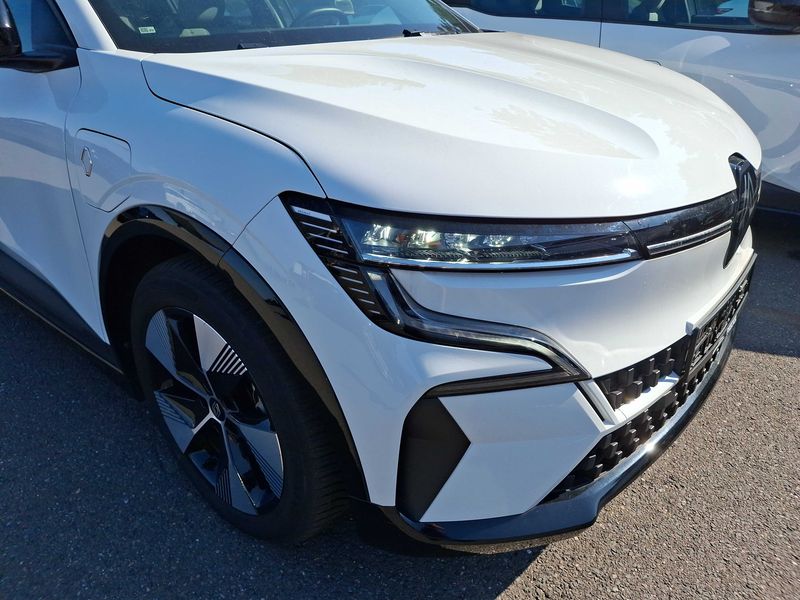 Renault Megane E-Tech electric drive 96 kW Equilibre — zdjęcie 6