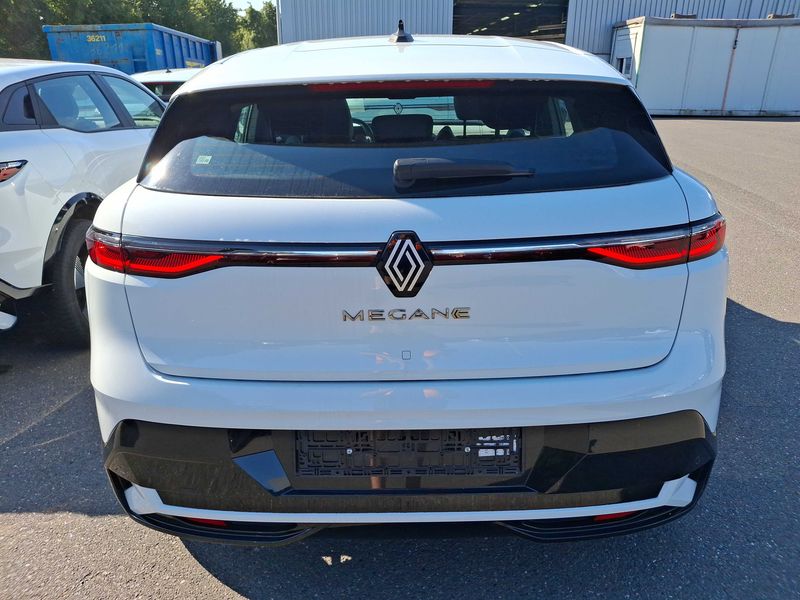 Renault Megane E-Tech electric drive 96 kW Equilibre — zdjęcie 4